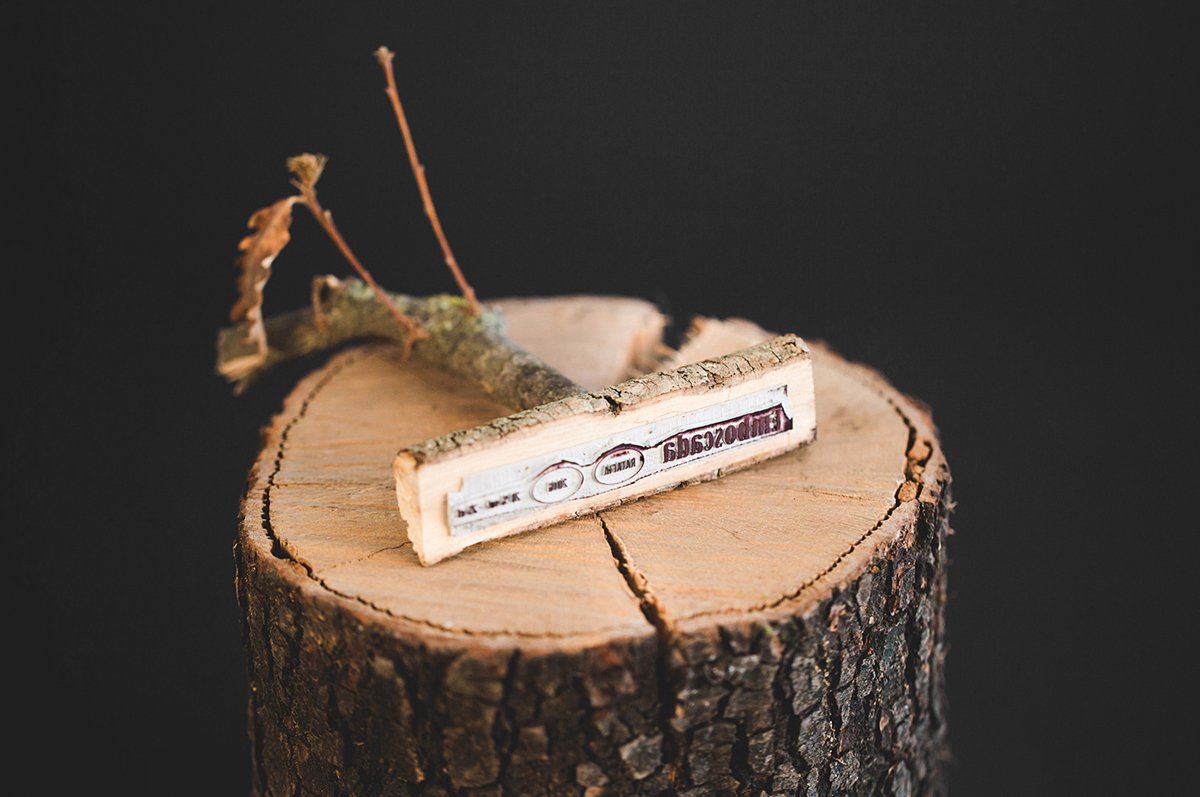 Emboscada手工制酒品牌品牌設(shè)計(jì)欣賞，手工制酒品牌，酒品牌設(shè)計(jì)，酒品牌策劃，酒品牌全案策劃，酒品牌形象塑造，酒品牌包裝設(shè)計(jì)，深圳品牌設(shè)計(jì)，深圳皮牌策劃，深圳品牌全案策劃，深圳品牌形象塑造，深圳包裝設(shè)計(jì)，左右格局