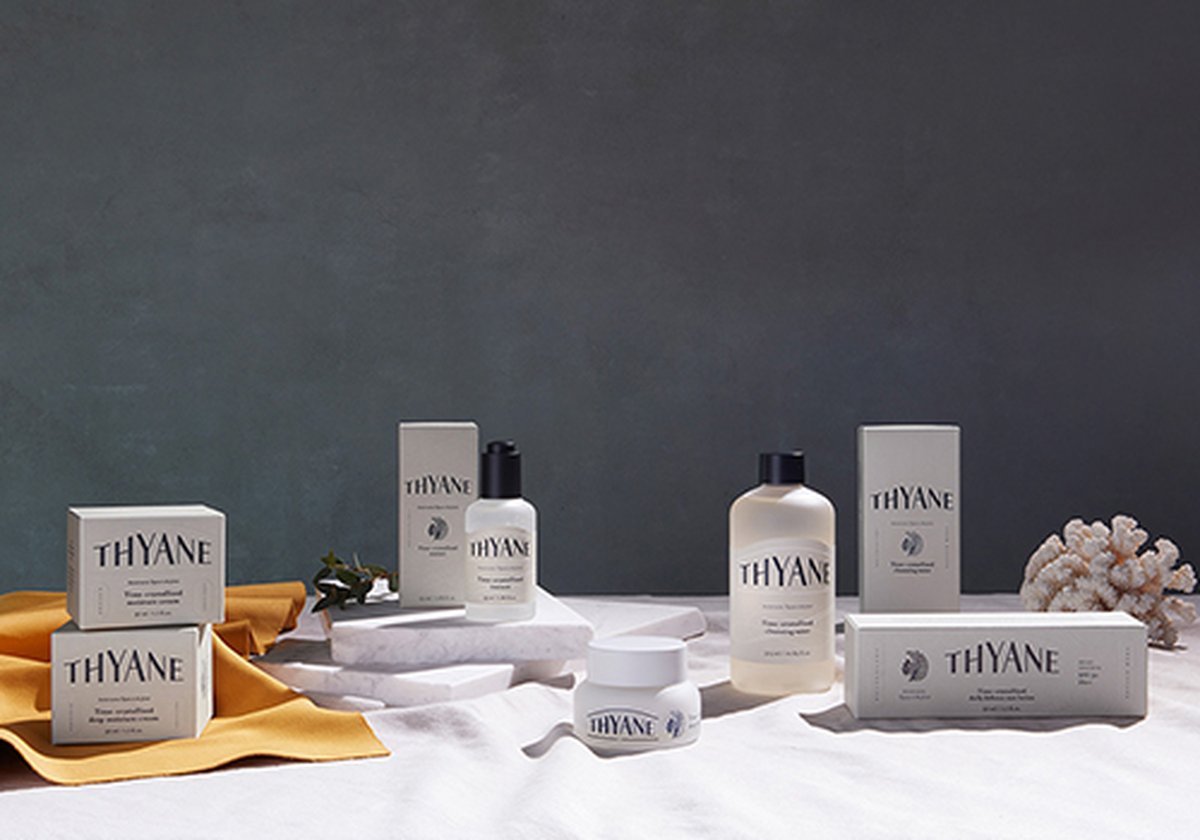 韓國(guó)化妝品品牌設(shè)計(jì)及化妝品包裝設(shè)計(jì)的插畫(huà)表現(xiàn)