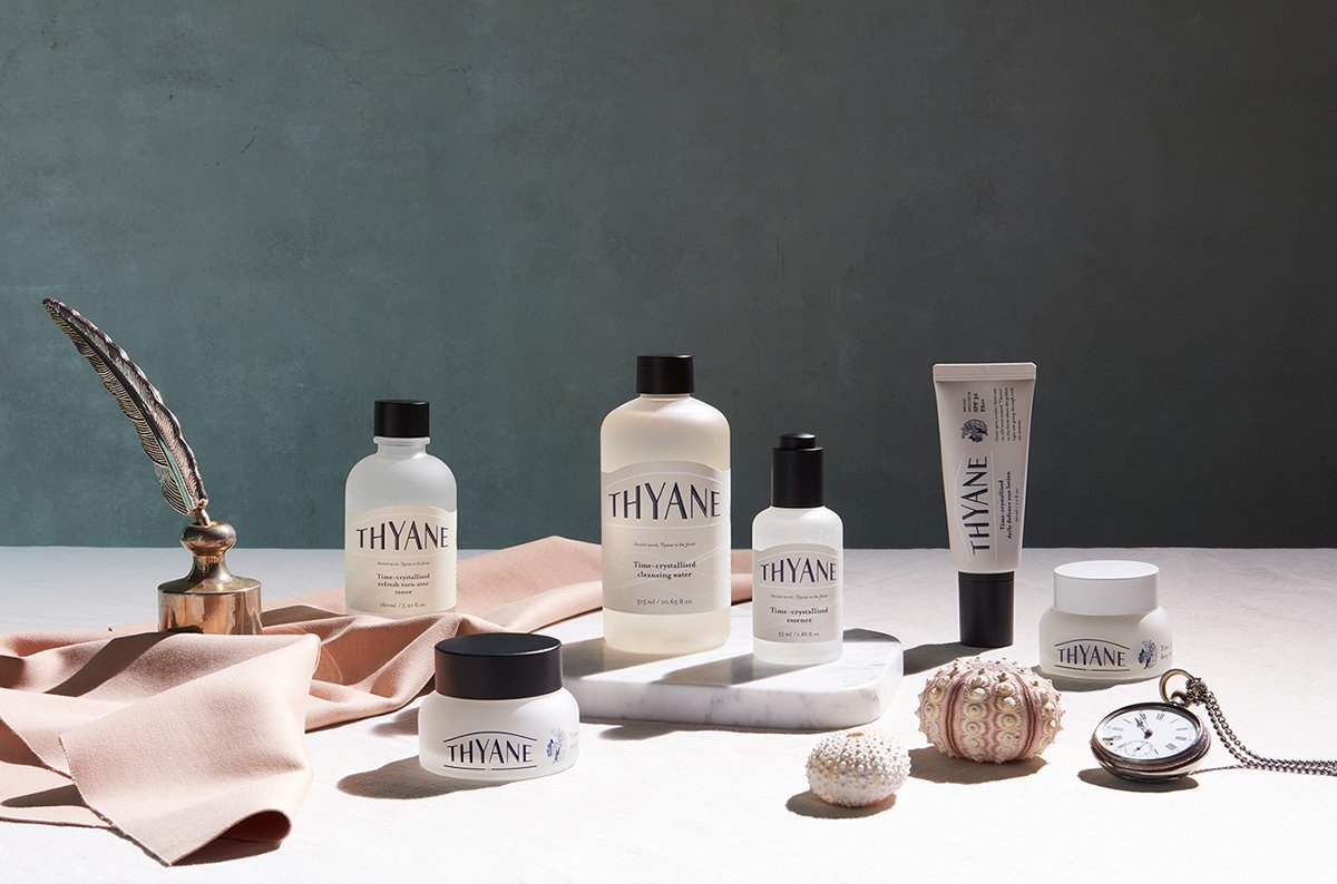 韓國(guó)化妝品品牌設(shè)計(jì)及化妝品包裝設(shè)計(jì)的插畫(huà)表現(xiàn)，品牌設(shè)計(jì)，化妝品品牌設(shè)計(jì)，化妝品設(shè)計(jì)，插畫(huà)包裝設(shè)計(jì)，深圳品牌設(shè)計(jì)